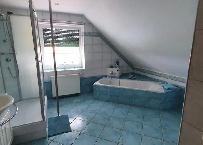 Ferienwohnung-in-mecklenburg-am-kritzower-see-mit-ruderboot Appartamento